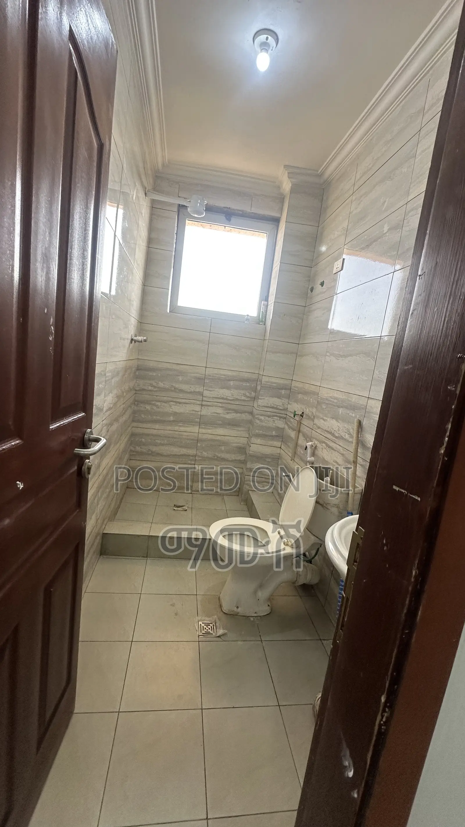 Furnished 2bdrm Condo in አያት 40/60 ኮንዶሚኒየም, Bole for sale