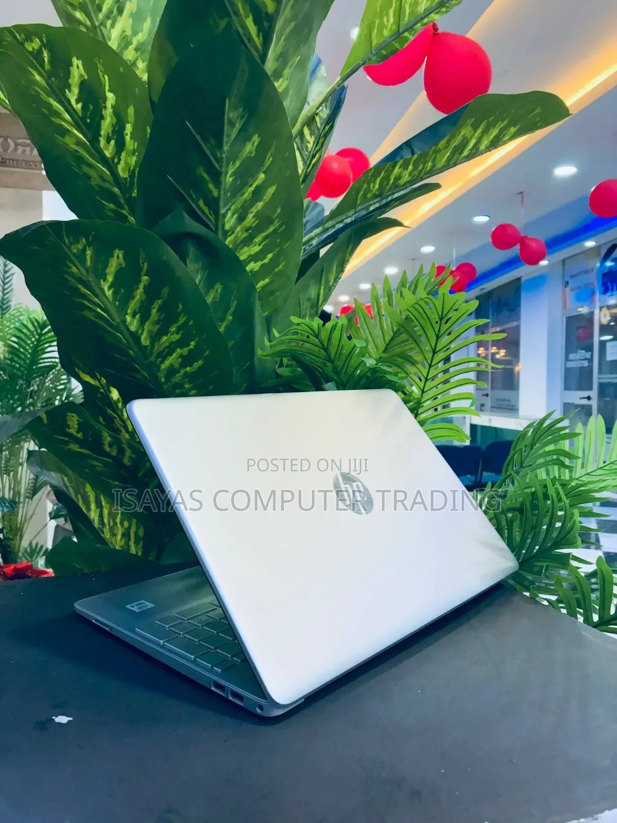 New Laptop HP Stream Notebook 8GB Intel Core I5 SSD 1T