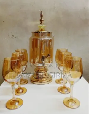 Beautiful 7 Pieces Glassware Set