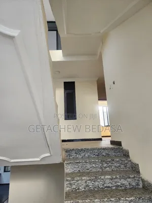 Furnished 5bdrm House in Rosetta, Oromia-Finfinne for sale