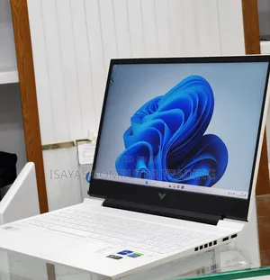 New Laptop HP Victus 15 16GB Intel Core I7 SSD 512GB