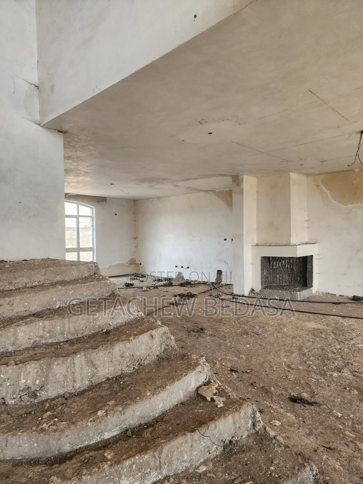 5bdrm House in Ccd, Oromia-Finfinne for sale