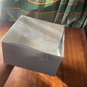 Cake and Cupcake Box