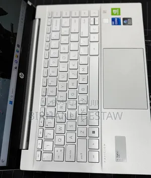 New Laptop HP Pavilion 14 16GB Intel Core I7 SSD 512GB