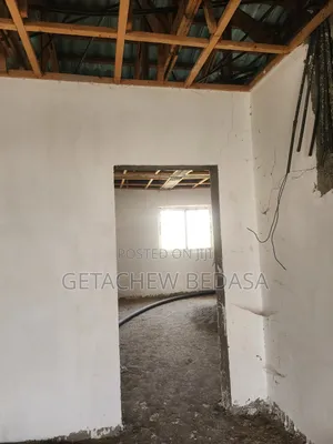 5bdrm House in Ccd, Oromia-Finfinne for sale