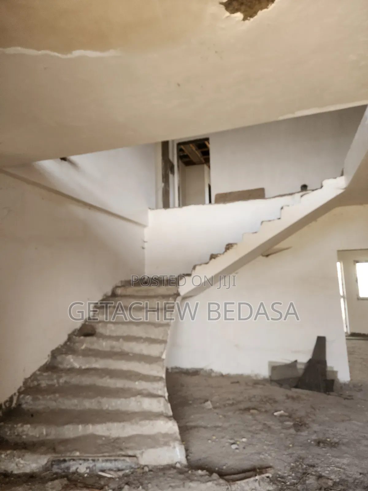 5bdrm House in Ccd, Oromia-Finfinne for sale