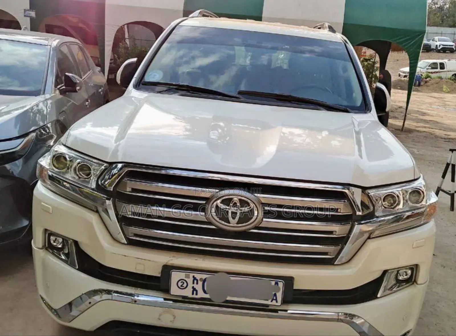Toyota Land Cruiser 2017 White