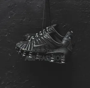 Nike Shox Metallic Hematite Triple Black