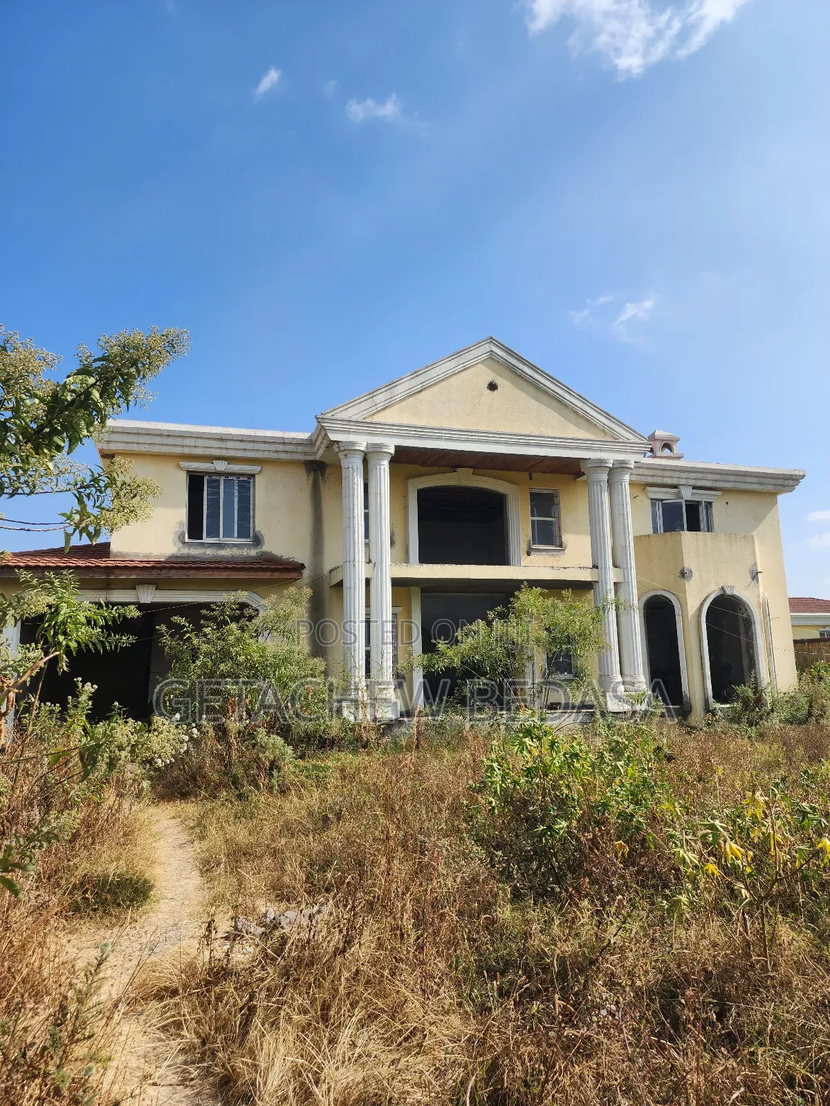 5bdrm House in Ccd, Oromia-Finfinne for sale