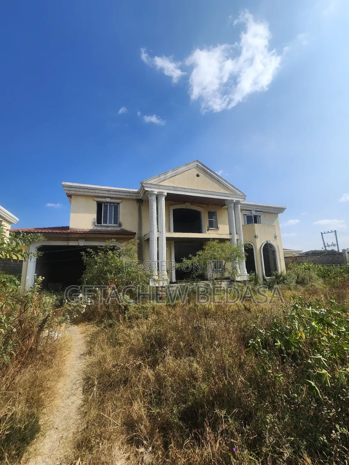 5bdrm House in Ccd, Oromia-Finfinne for sale