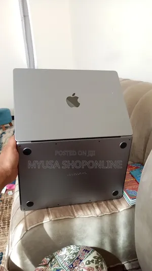 Laptop Apple MacBook Pro M1 32GB Apple M1 Pro SSD 512GB