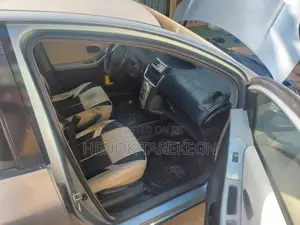 Toyota Yaris 2007 Silver