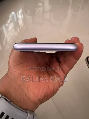 Apple iPhone 11 64 GB