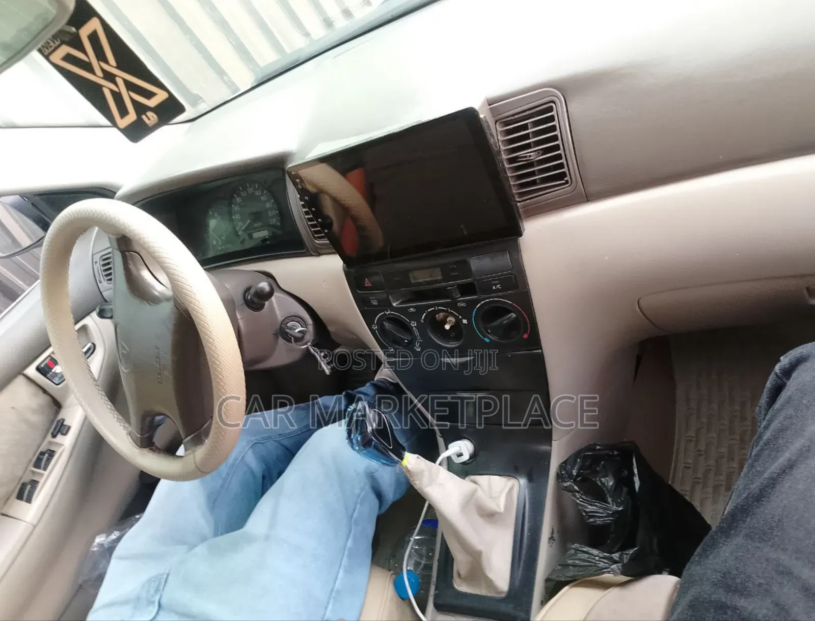 Toyota Corolla Sedan 2003 White