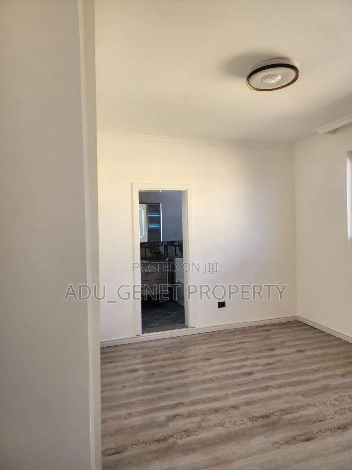 Furnished 6bdrm Duplex in ሲሲዲ ግቢ, Yeka for sale