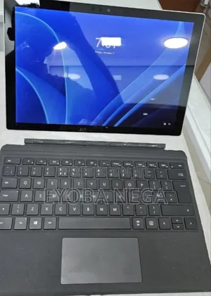 New Laptop Microsoft Surface Pro 7 16GB Intel Core I7 SSD 256GB