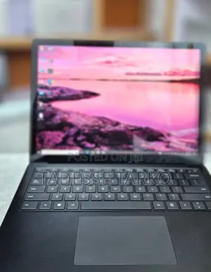 New Laptop Microsoft Surface 16GB Intel Core I7 SSD 512GB