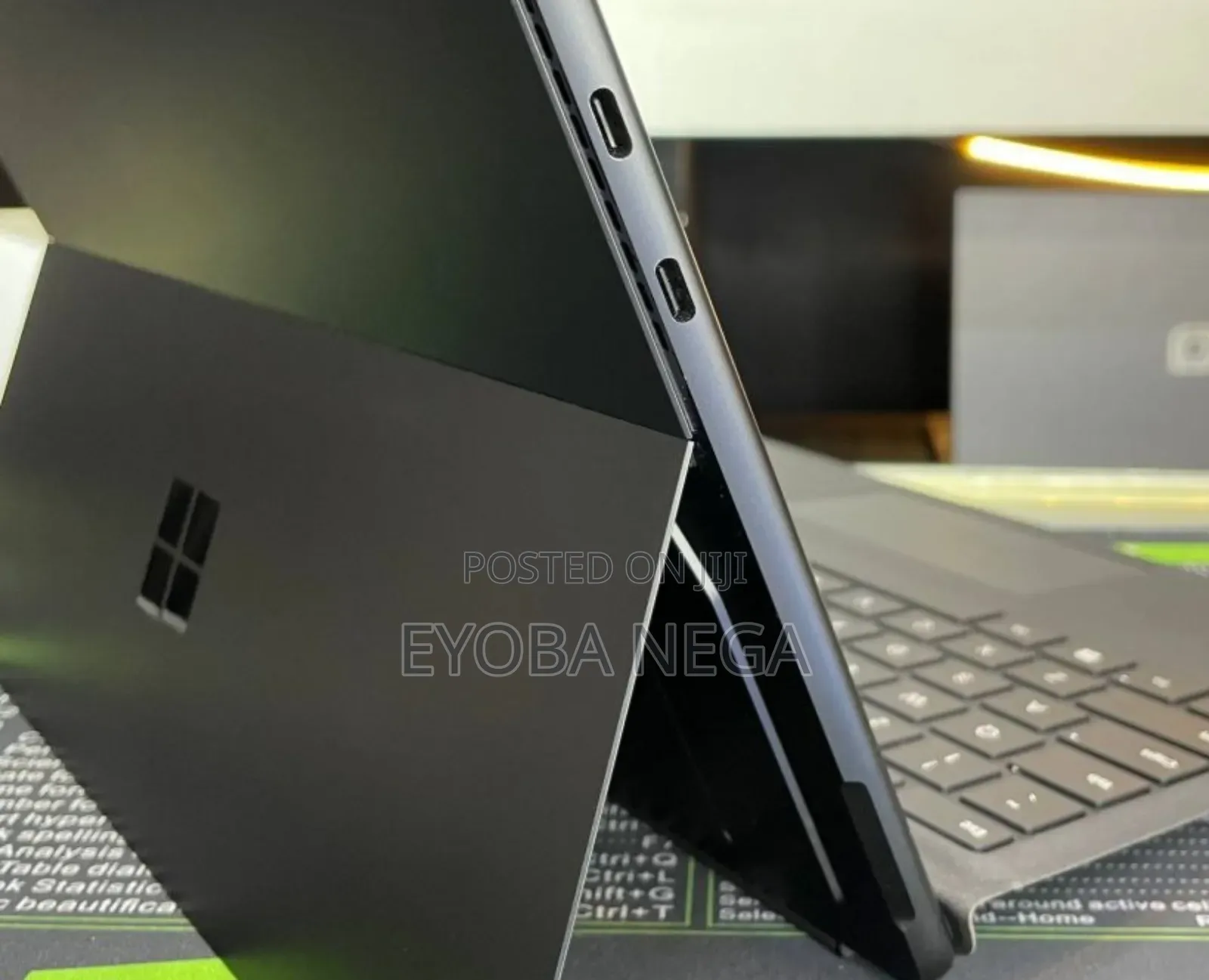 New Laptop Microsoft Surface Pro 10 16GB Intel Core Ultra 5 SSD 256GB