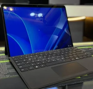 New Laptop Microsoft Surface Pro 10 16GB Intel Core Ultra 5 SSD 256GB