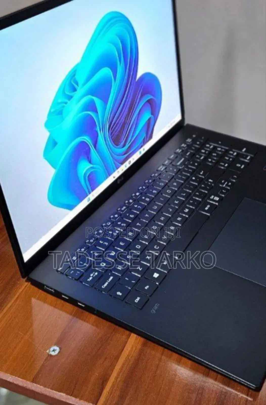 New Laptop LG Gram 15.6 16GB Intel Core I7 SSD 1T