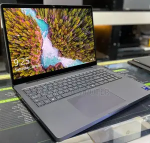New Laptop Dell Pro Max 16 32GB Intel Core Ultra 7 SSD 1T