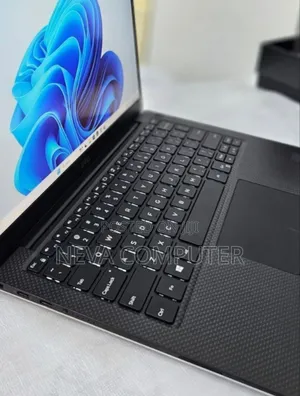 New Laptop Dell XPS 15 8GB Intel Core I5 SSD 512GB