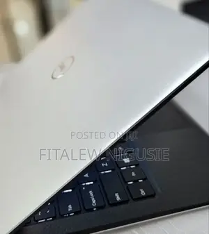 New Laptop Dell XPS 13 8GB Intel Core I5 SSD 512GB