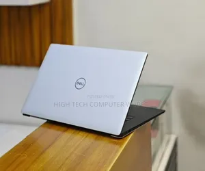 New Laptop Dell XPS 15 16GB Intel Core I9 SSD 512GB