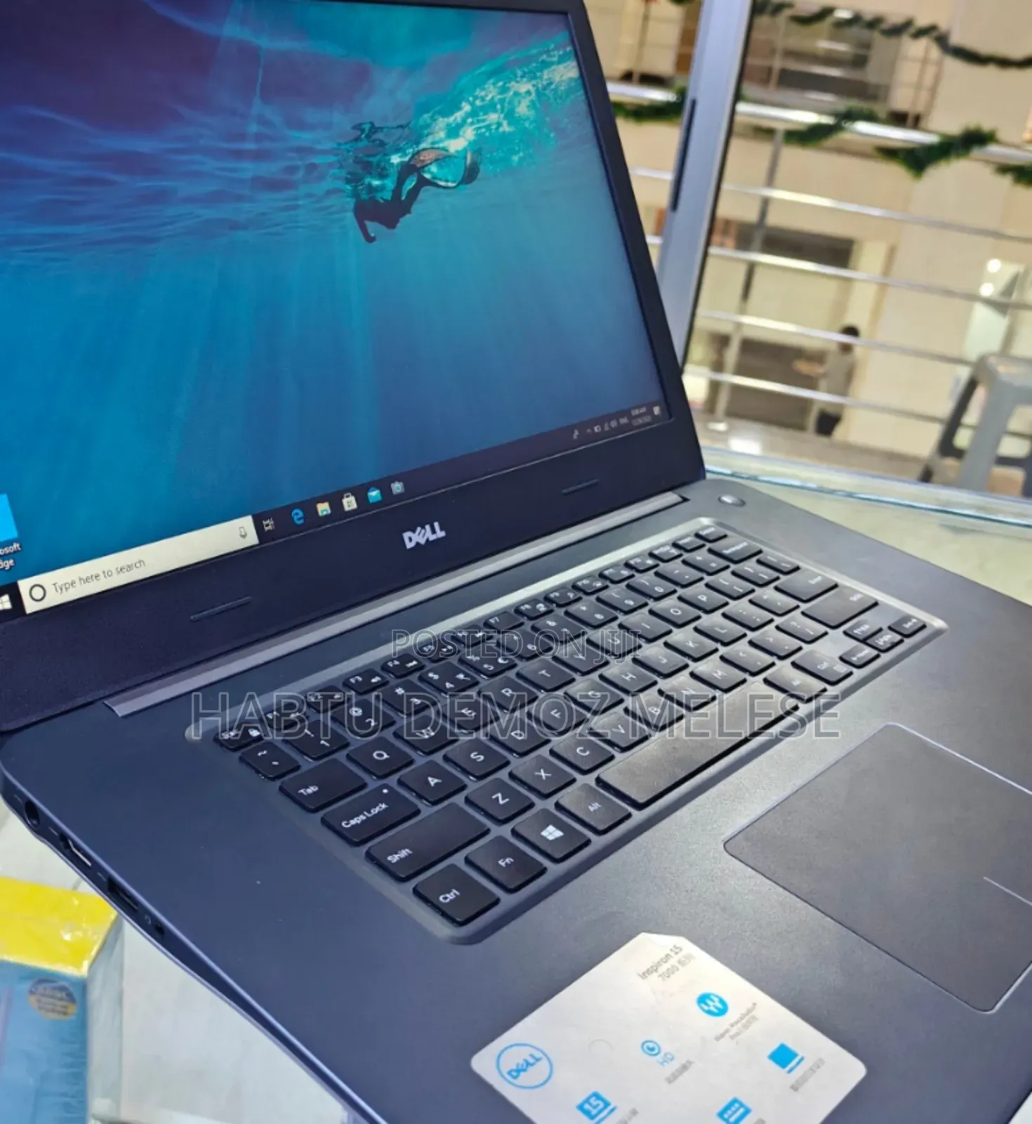 New Laptop Dell Inspiron 15 8GB Intel Core I7 HDD 1T