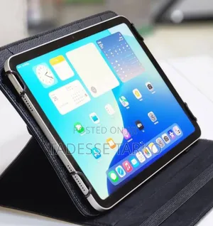 New Apple iPad (2025) 128 GB White