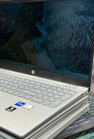 New Laptop HP Stream Notebook 16GB Intel Core I5 SSD 1T