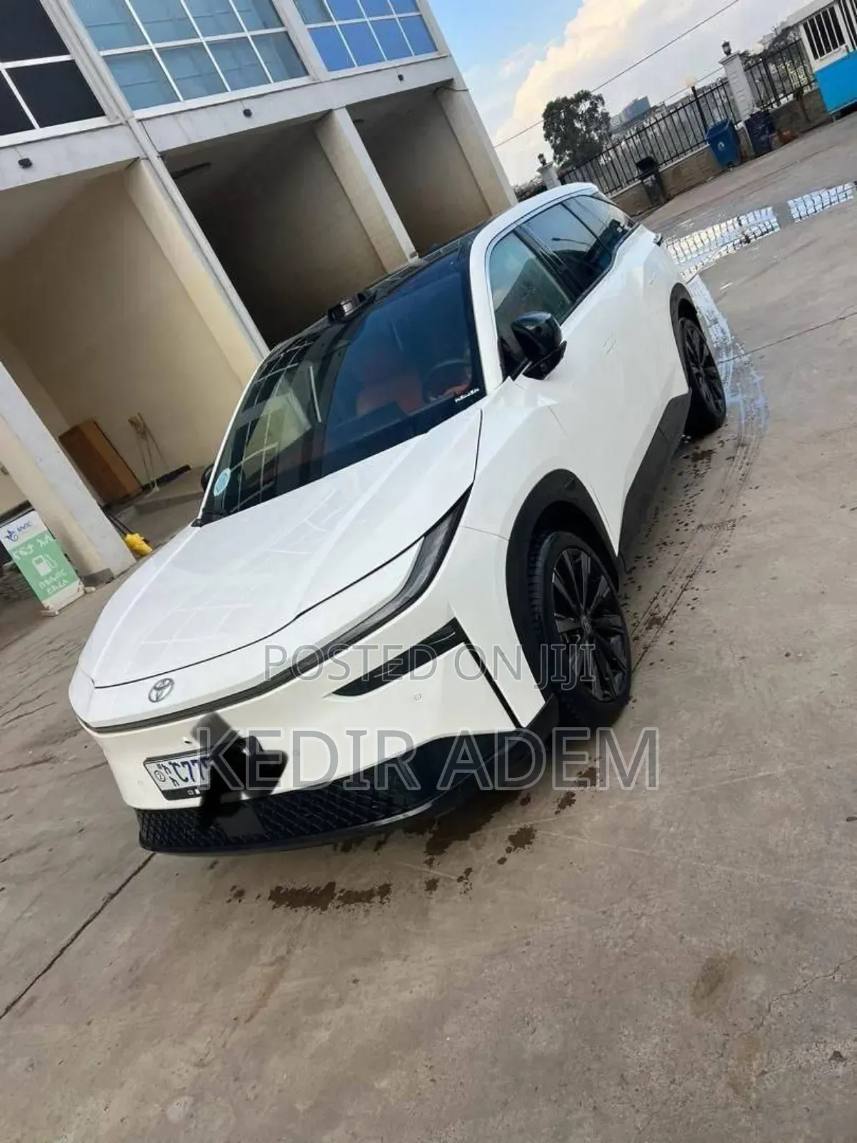 Toyota bZ3 2025 White