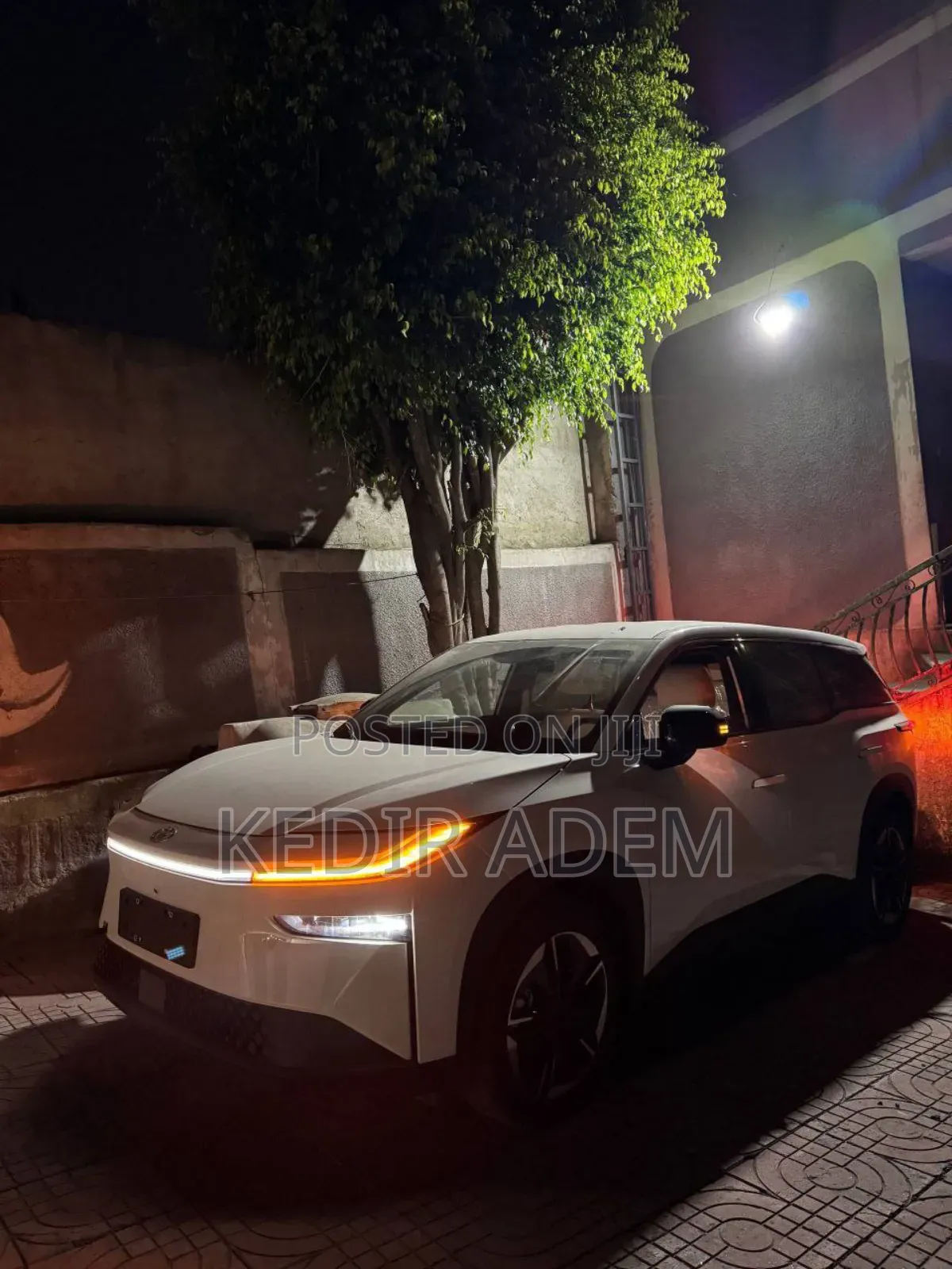 Toyota bZ3 2025 White