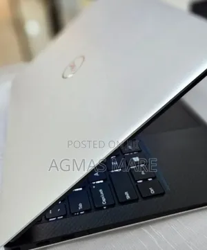 New Laptop Dell XPS 13 8GB Intel Core I5 SSD 512GB