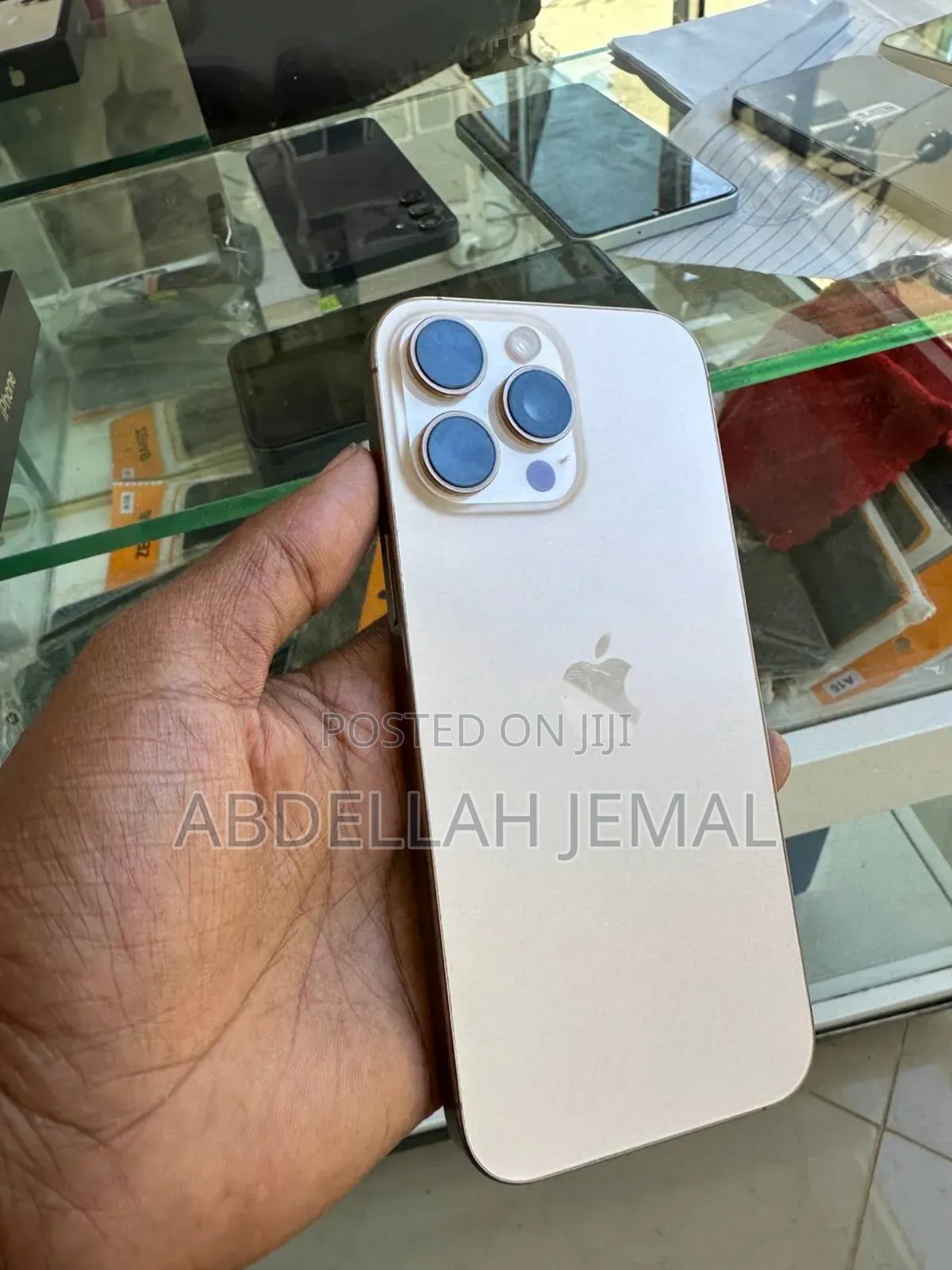 New Apple iPhone 16 Pro Max 256 GB Gold