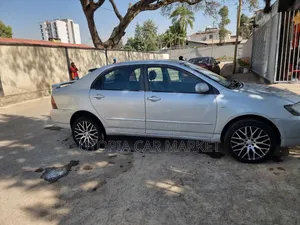 Toyota Corolla 2004 Silver