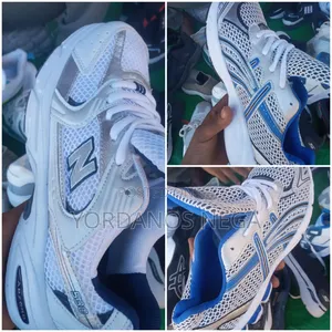 ኦርጅናል ጫማዎች