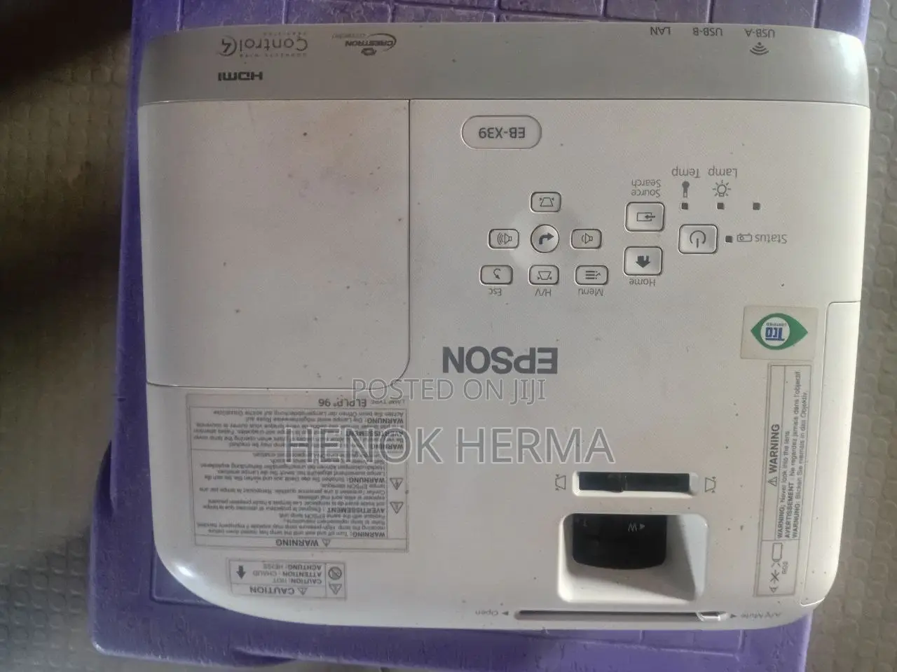 ፕሮጀክትር Good Condition