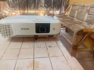 ፕሮጀክትር Good Condition