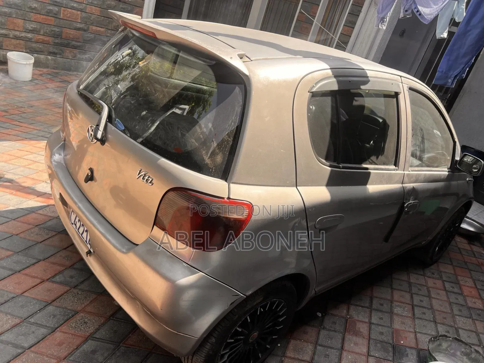 Toyota Vitz 1.3 FWD 5dr 2001 Gray