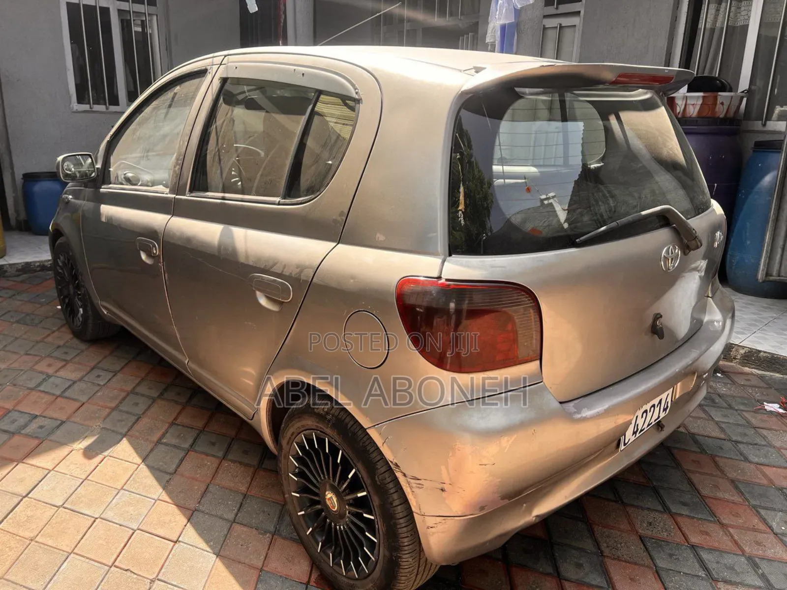 Toyota Vitz 1.3 FWD 5dr 2001 Gray