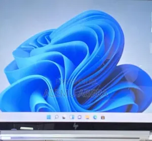 New Laptop HP EliteBook x360 1040 G7 16GB Intel Core i7 SSD 512GB