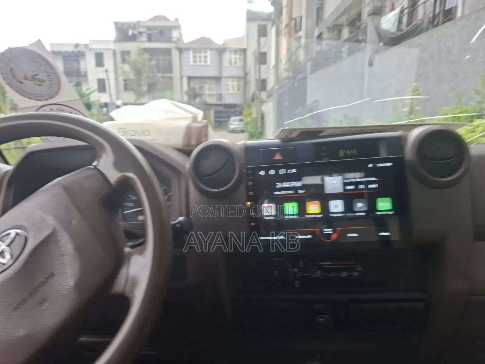 Toyota Land Cruiser 2015 White