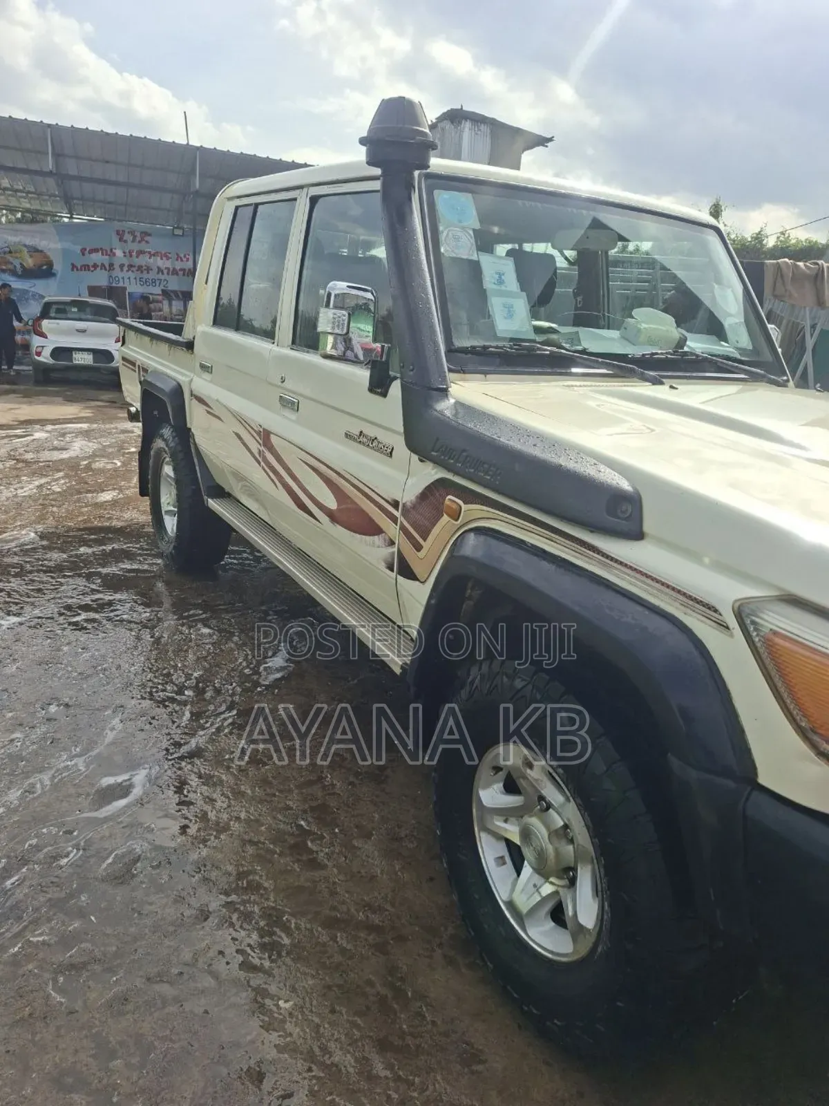 Toyota Land Cruiser 2015 White