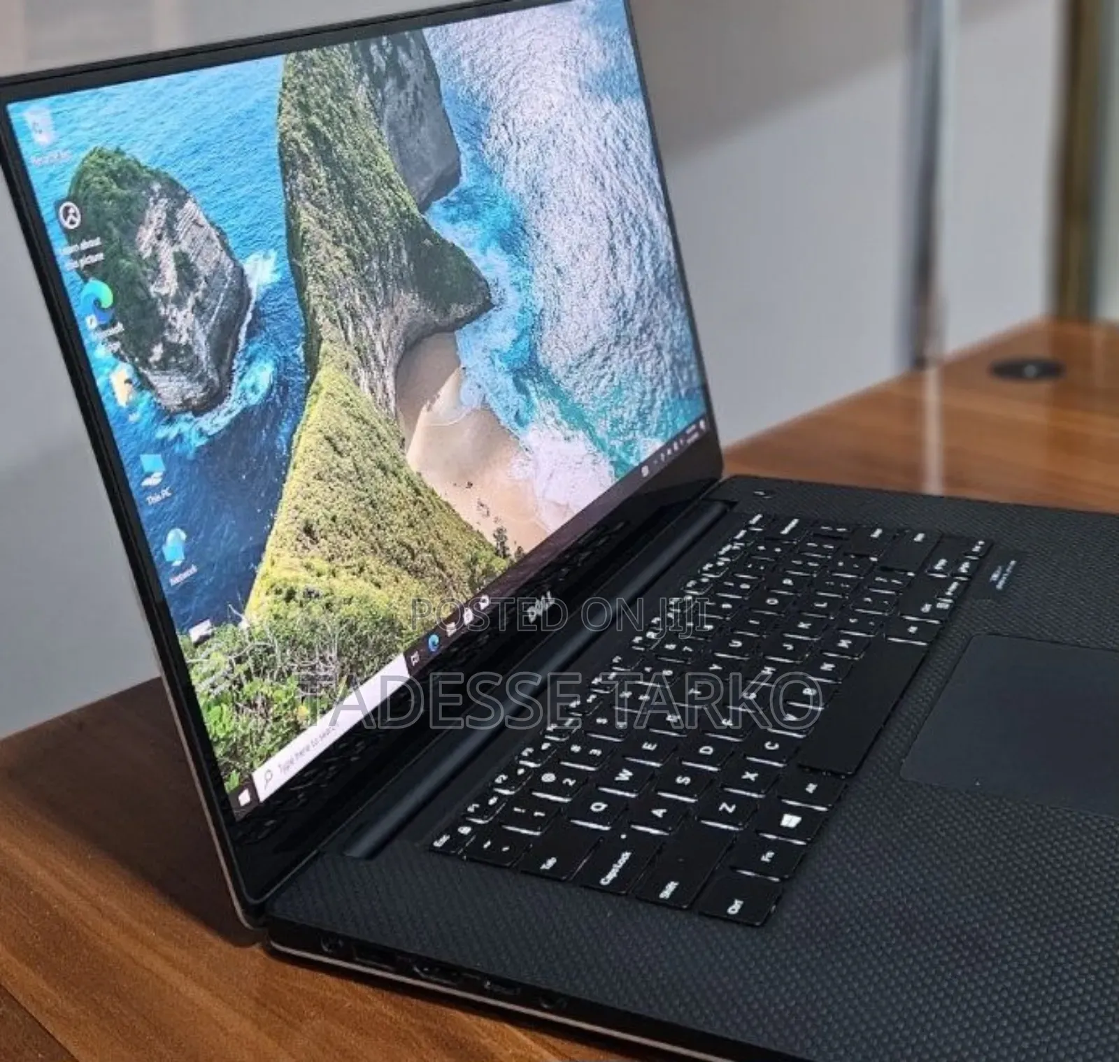 New Laptop Dell XPS 15 16GB Intel Core I7 SSD 512GB