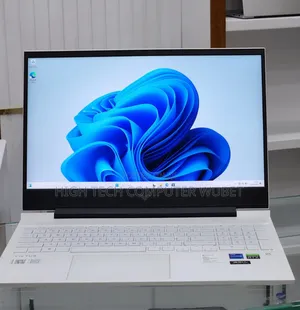 New Laptop HP Victus 15 16GB Intel Core I7 SSD 512GB