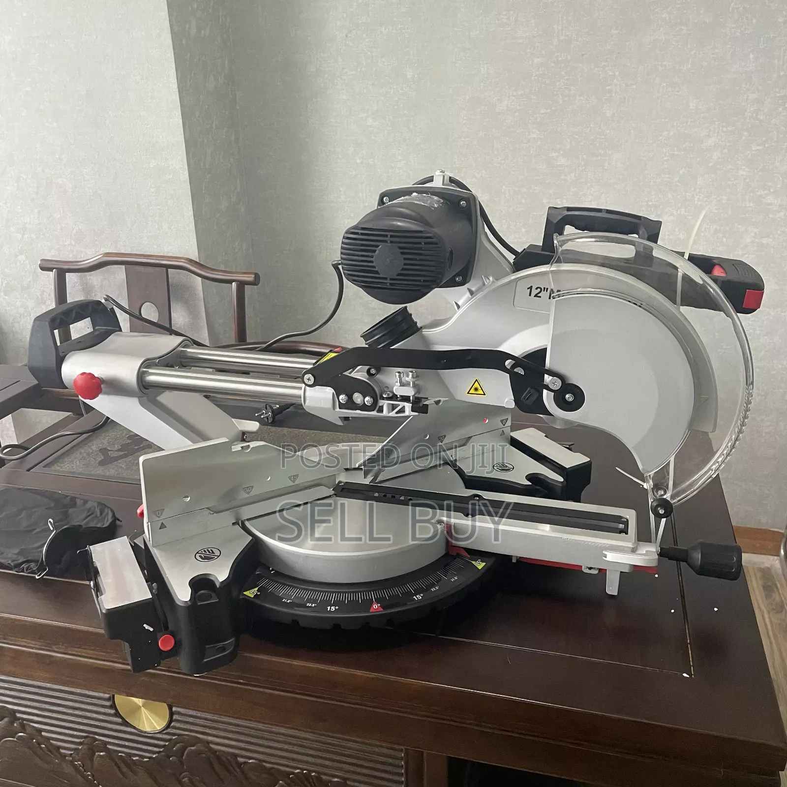 Makute Slide Metir Saw 2200w