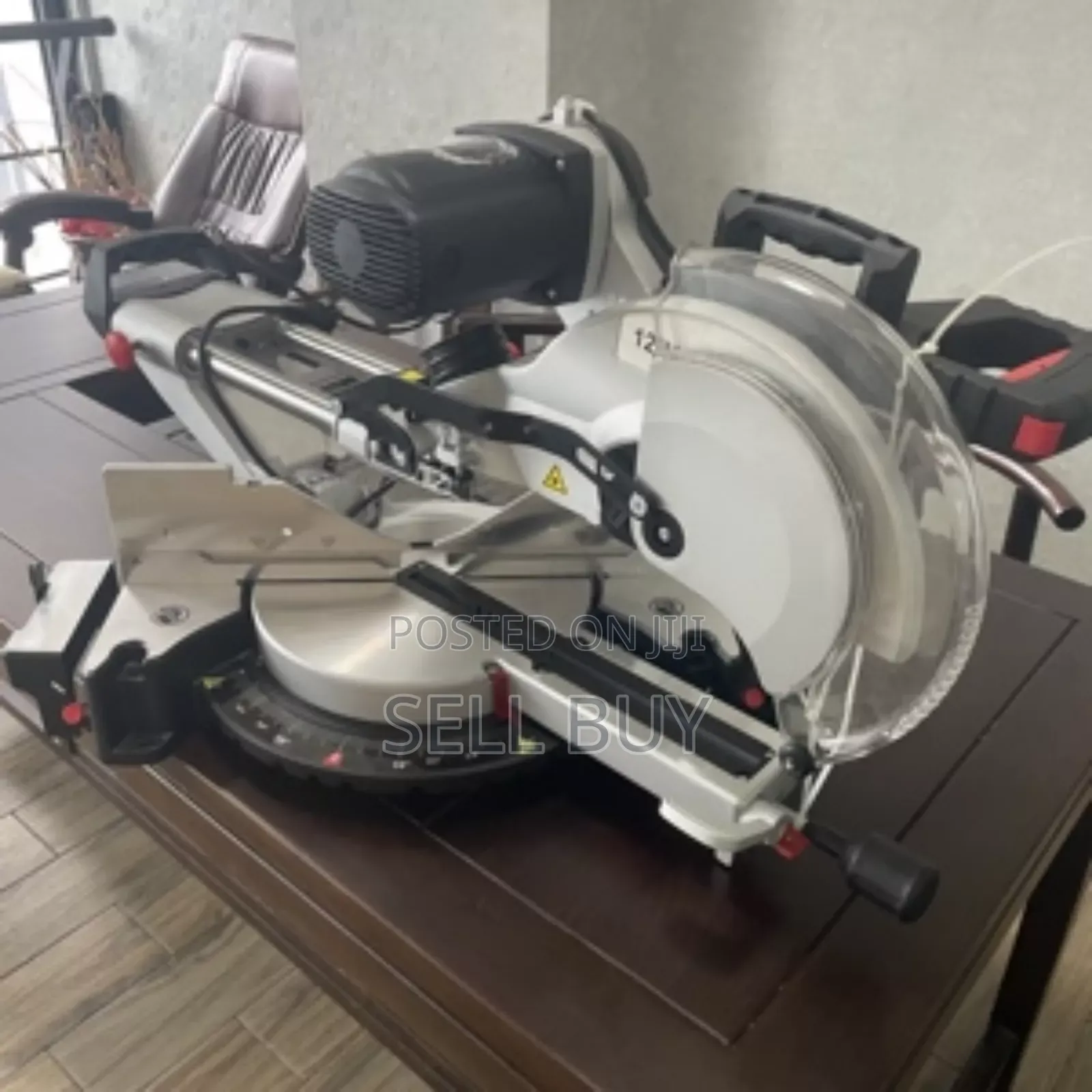 Makute Slide Metir Saw 2200w