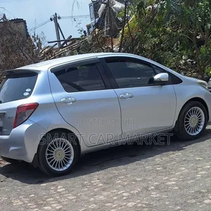 Toyota Yaris 2011 White