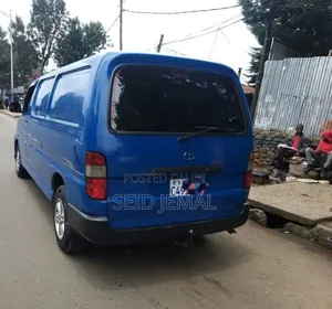 Toyota Grand HiAce 2008 Blue